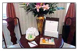 Stanford Hotel dining